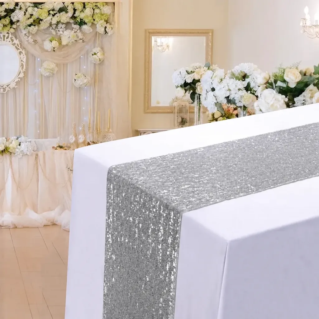 CHEMIN DE TABLE (paillettes)